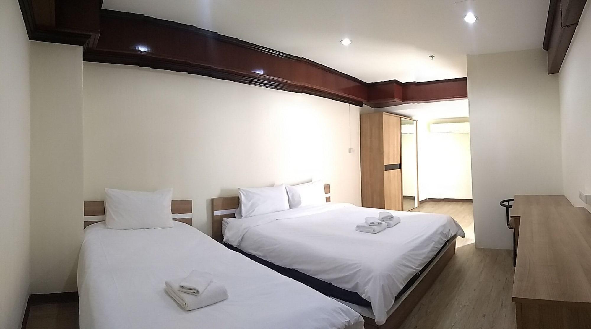 Komol Residence Bangkok Dış mekan fotoğraf