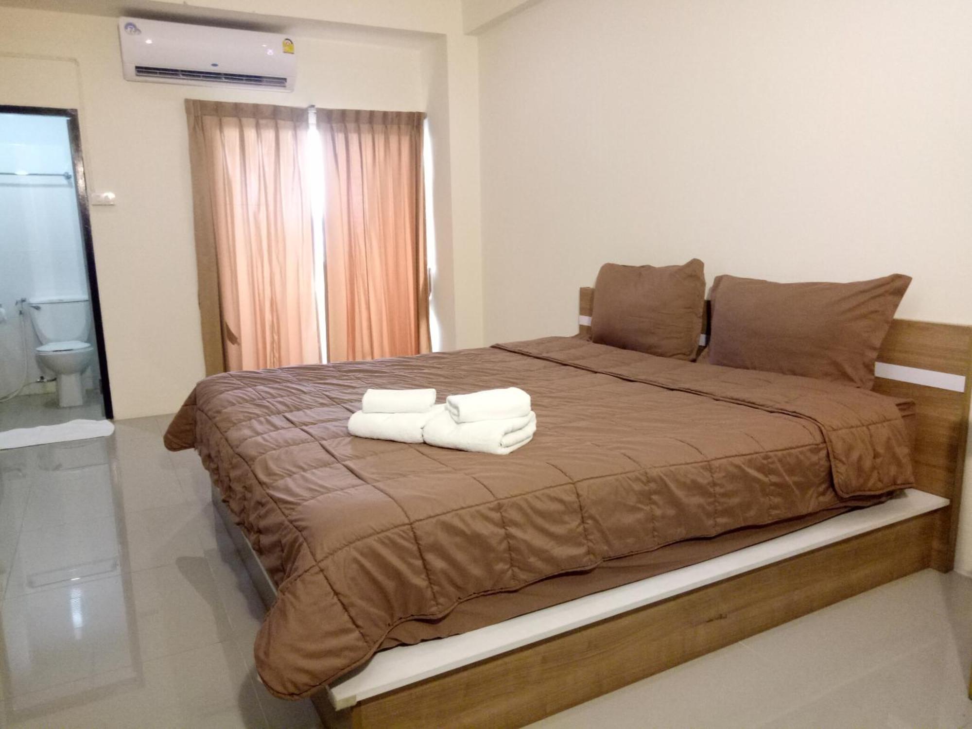 Komol Residence Bangkok Dış mekan fotoğraf