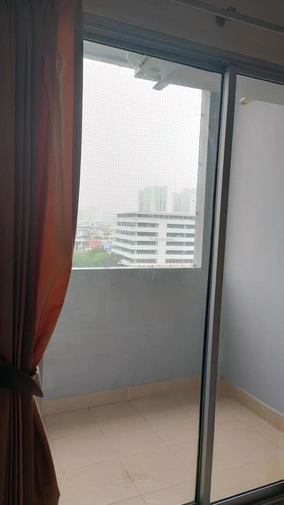 Komol Residence Bangkok Dış mekan fotoğraf