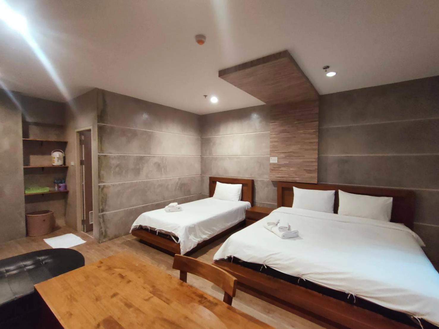 Komol Residence Bangkok Dış mekan fotoğraf