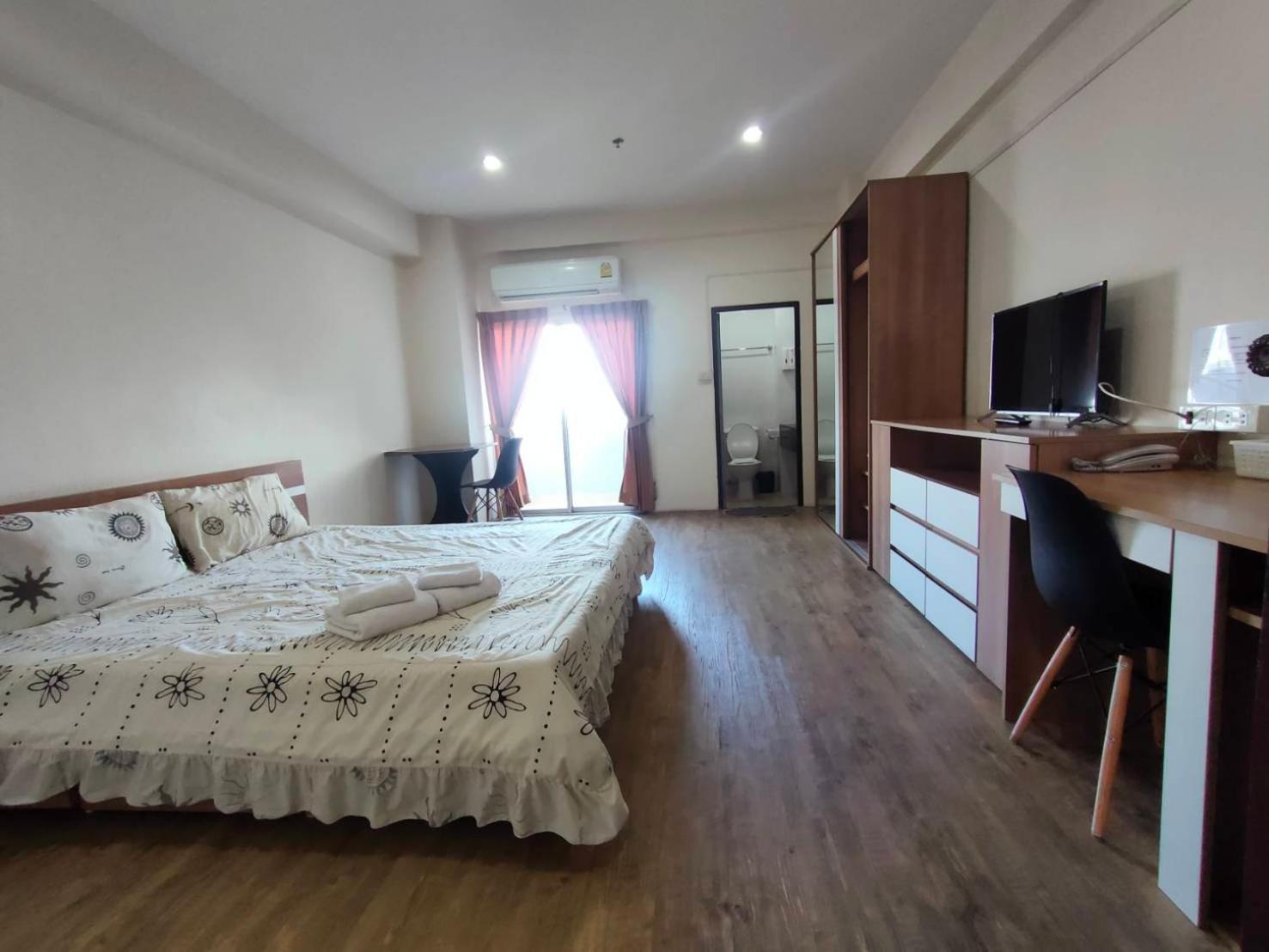 Komol Residence Bangkok Dış mekan fotoğraf